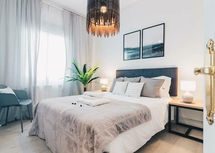Altair Apartment By People Rentals